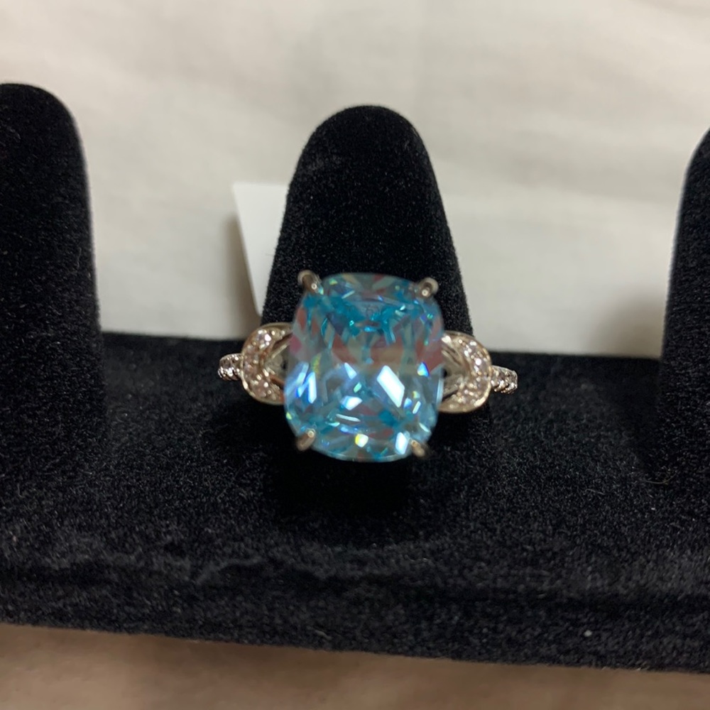 NWT JTV BELLA LUCE Esotica 10.12CTW Neon Apatite & White Diamond Simulants Ring